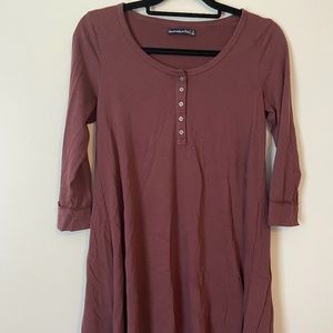 10/$15 EUC ABERCROMBIE henley maroon shift dress